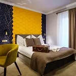 فندق Nagypince Borhotel Wine And