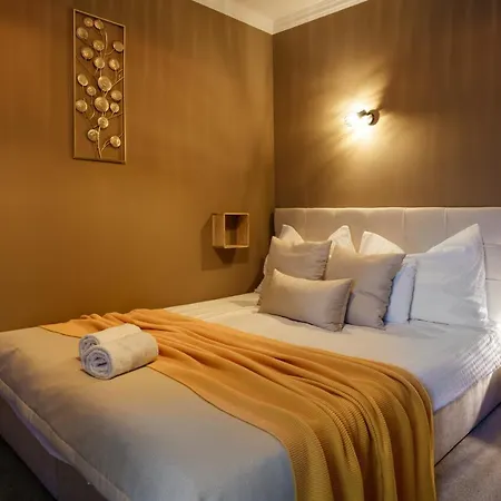 فندق Nagypince Borhotel Wine And 4*