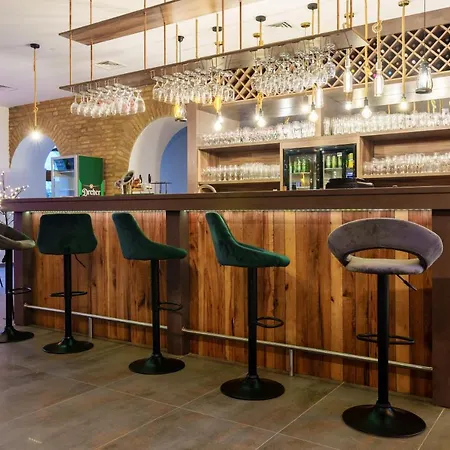 Nagypince Borhotel Wine And 4*