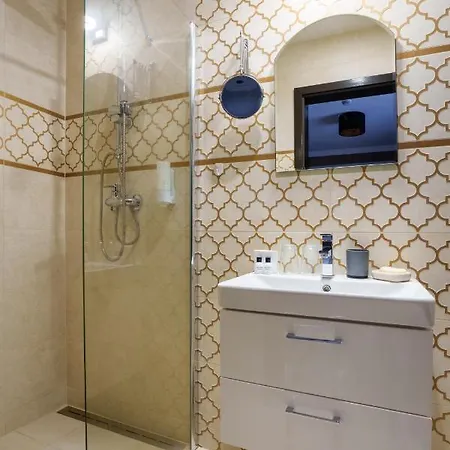 فندق Nagypince Borhotel Wine And Bohonye