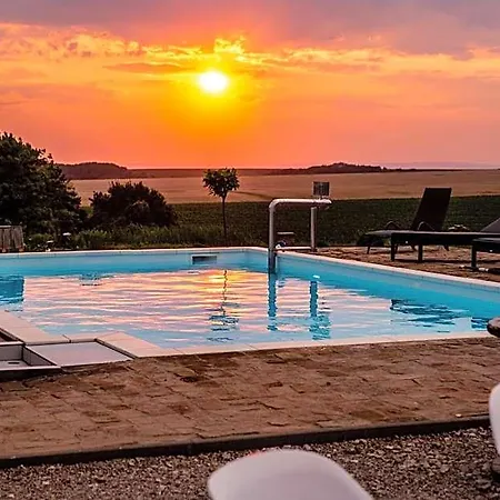 Nagypince Borhotel Wine And Hotel 4*