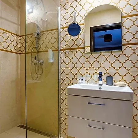 Hotel Nagypince Borhotel Wine And 4*