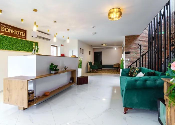 Hotel Nagypince Borhotel Wine And 4*